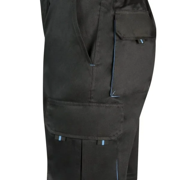 Multi-Pocket Stretch Bermuda Shorts gallery
