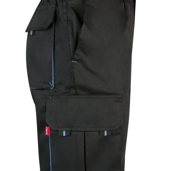 Multi-Pocket Stretch Bermuda Shorts gallery
