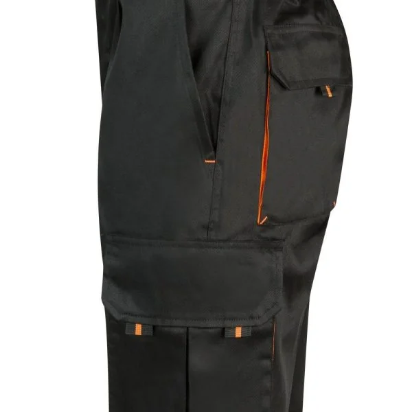 Multi-Pocket Stretch Bermuda Shorts gallery
