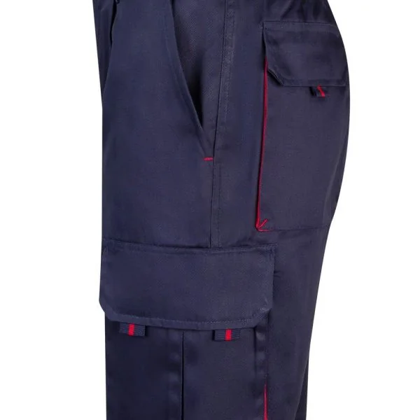Multi-Pocket Stretch Bermuda Shorts gallery