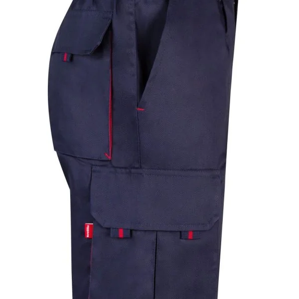 Multi-Pocket Stretch Bermuda Shorts gallery