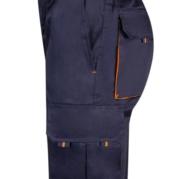 Multi-Pocket Stretch Bermuda Shorts gallery