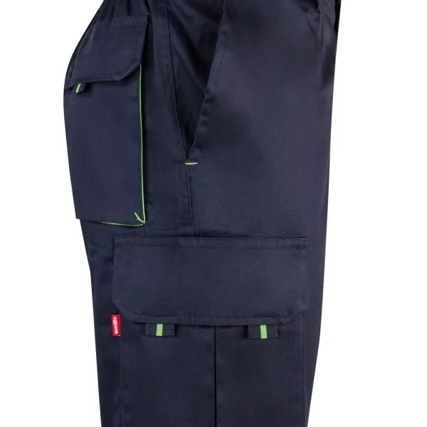 Multi-Pocket Stretch Bermuda Shorts gallery