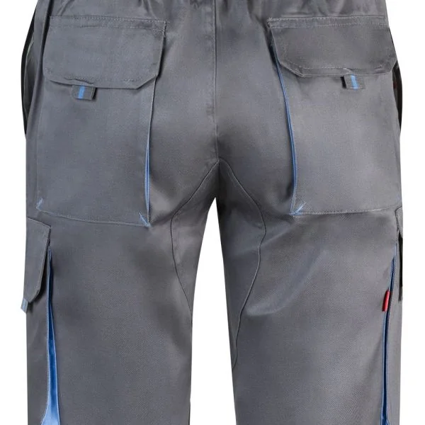 Multi-Pocket Stretch Bermuda Shorts gallery