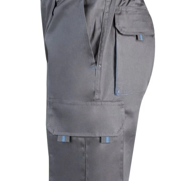Multi-Pocket Stretch Bermuda Shorts gallery