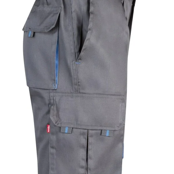 Multi-Pocket Stretch Bermuda Shorts gallery