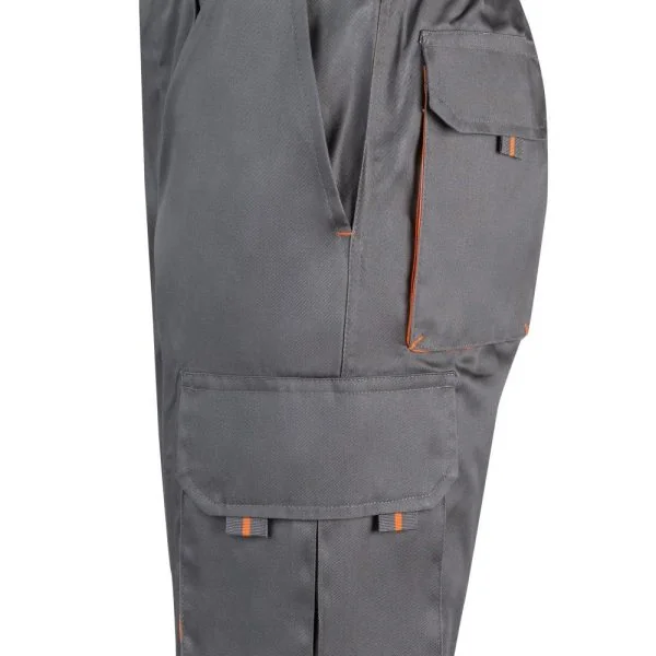 Multi-Pocket Stretch Bermuda Shorts gallery