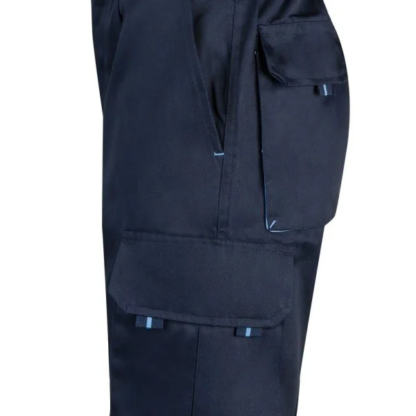 Multi-Pocket Stretch Bermuda Shorts gallery
