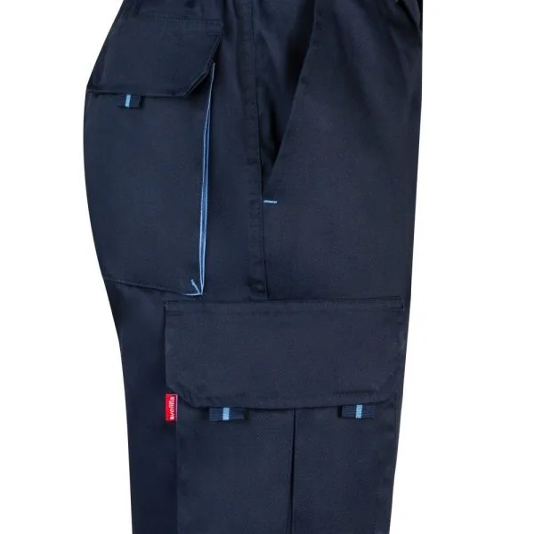 Multi-Pocket Stretch Bermuda Shorts gallery