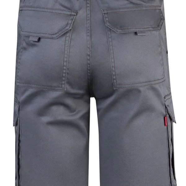 Multi-Pocket Stretch Bermuda Shorts gallery