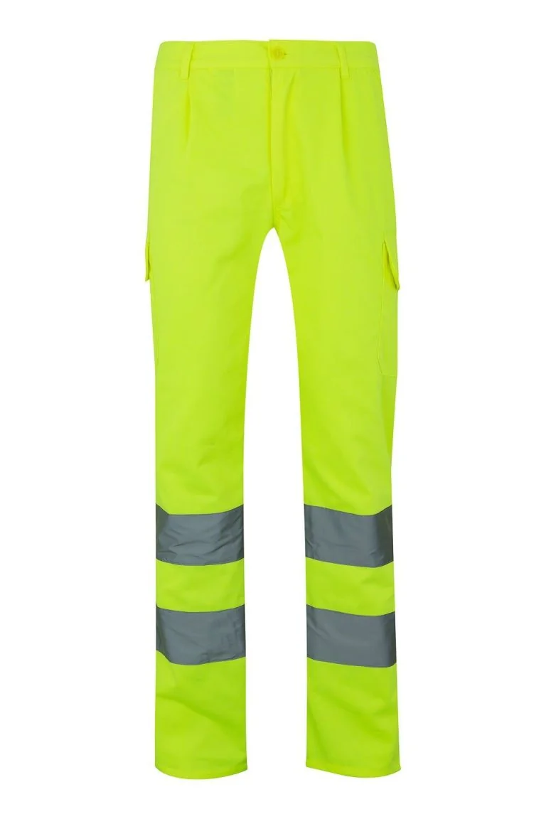Multi-pocket trousers